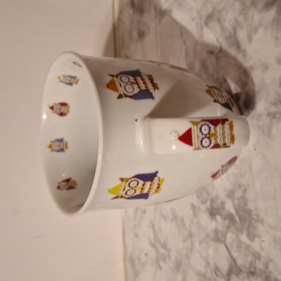 Creative Tops Ltd. Cup. Owl with different colored Santa hats & sweaters. - Picture 2 of 7